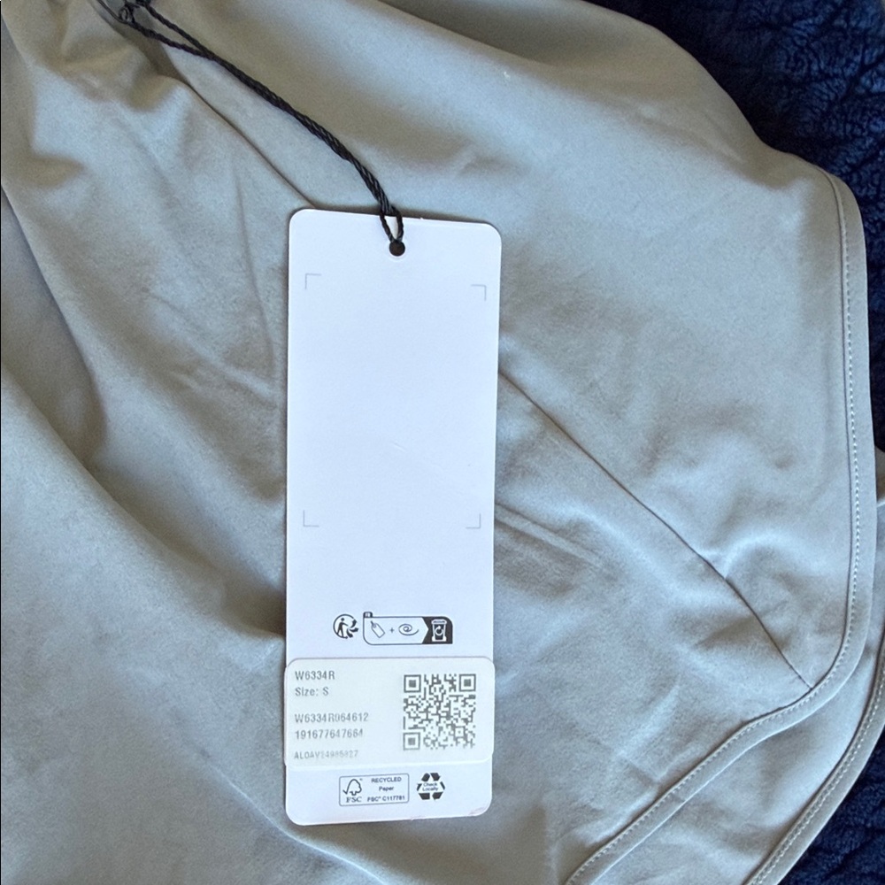 ALO Yoga Women's match point shorts nwt - Picture 5 of 6